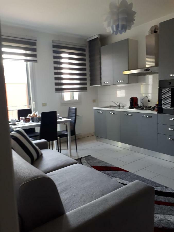 My Home Apartment Mira Buitenkant foto